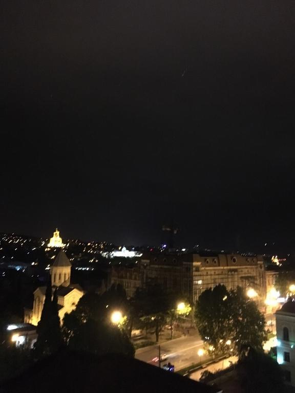 Rustaveli Apartment City Centre Tbilisi ภายนอก รูปภาพ