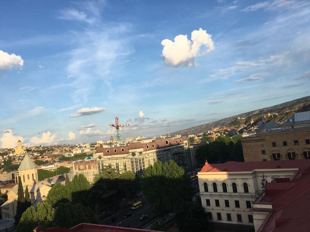 Rustaveli Apartment City Centre Tbilisi ภายนอก รูปภาพ