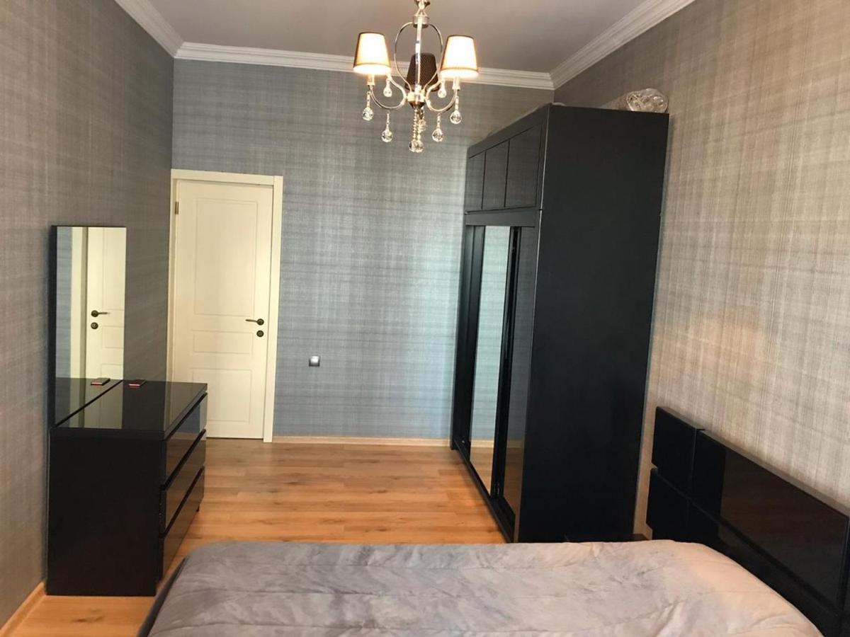 Rustaveli Apartment City Centre Tbilisi ภายนอก รูปภาพ